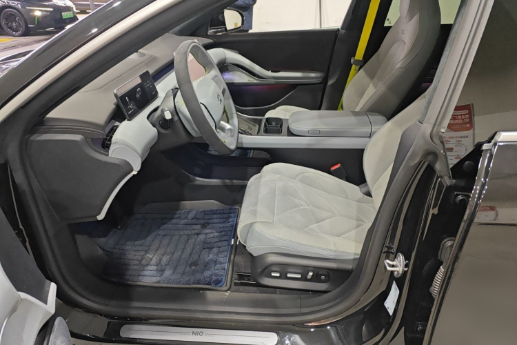 蔚来ET5T 2025款 冠军纪念版 100kWh Touring中控内饰19