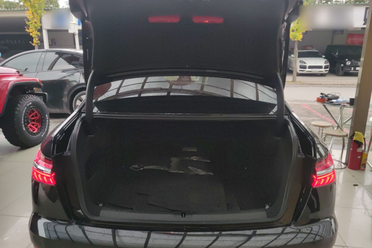 奥迪A6L 2024款 45 TFSI quattro 臻选动感型局部细节23