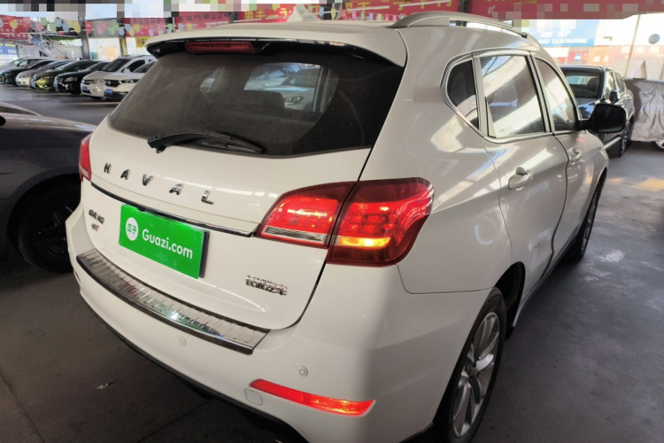 哈弗H2 2016款 红标 1.5T 手动两驱精英型车身外观7