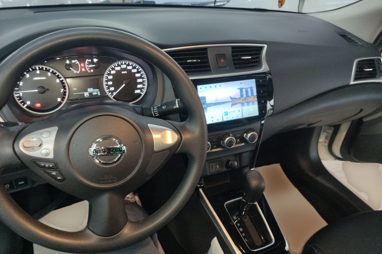日产 轩逸 2022款 经典 1.6XL CVT豪华版中控内饰12