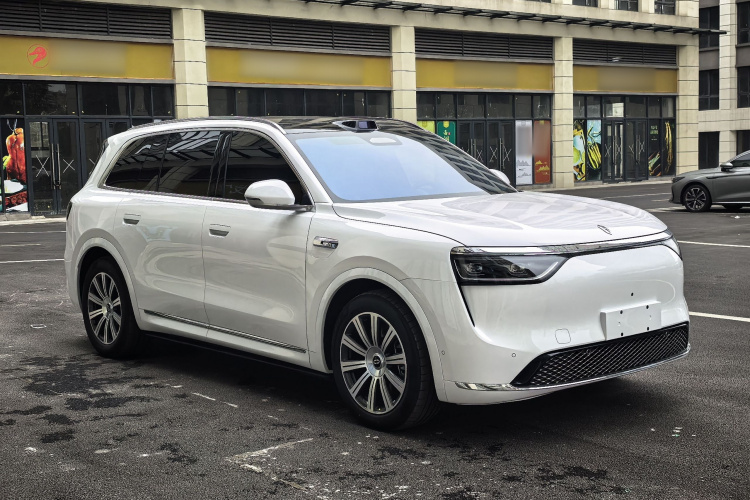 鸿蒙智行 问界M8 2025款 纯电 Max+ 六座四驱版车身外观6006