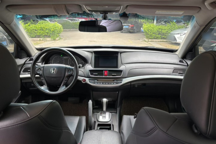 本田 歌诗图 2016款 2.4L 豪华版中控内饰7003