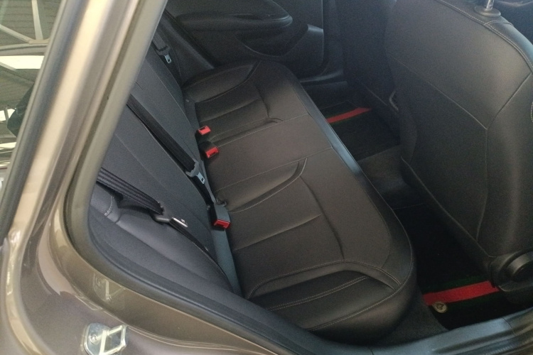 别克 英朗 2021款 改款 1.3T 自动轻混动精英型中控内饰7002