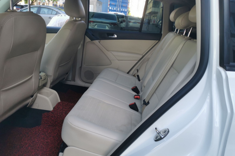 大众 途观 2015款 1.8TSI 自动两驱风尚版中控内饰21