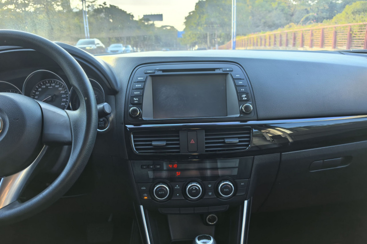 马自达CX-5 2013款 2.0L 自动两驱舒适型中控内饰7011