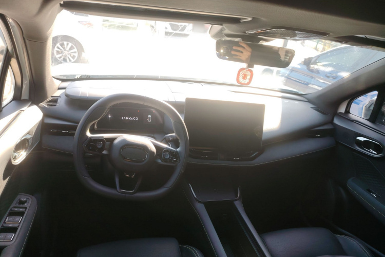 领克06 2025款 Renew 1.5T Halo中控内饰12