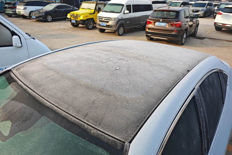 丰田 凯美瑞 2024款  双擎 2.0HG 尊贵版局部细节57