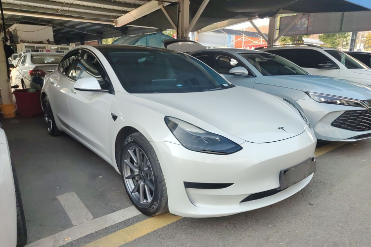 特斯拉 Model 3 2021款 标准续航后驱升级版 3D6车身外观3