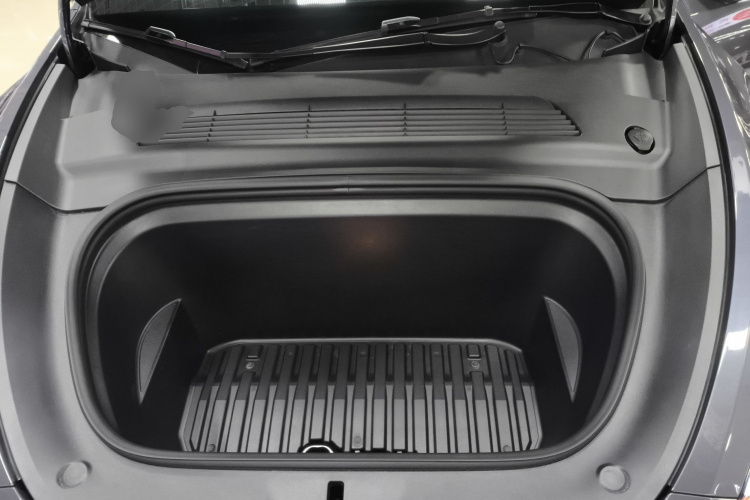 特斯拉 Model Y 2022款 改款 后轮驱动版局部细节24