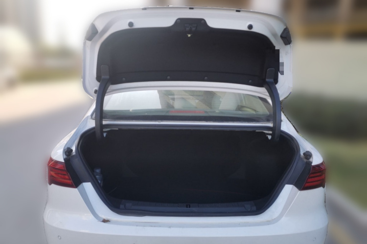 吉利汽车 缤瑞 2018款 14T CVT缤致版局部细节23