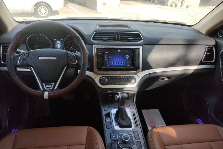 哈弗H6 Coupe 2016款 蓝标 1.5T 自动两驱精英型中控内饰7002