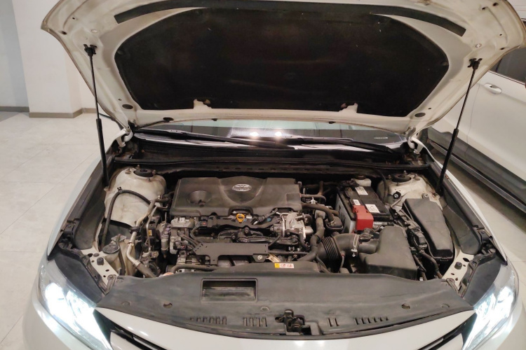 丰田 凯美瑞 2019款 2.5G 豪华版 国VI机舱底盘24