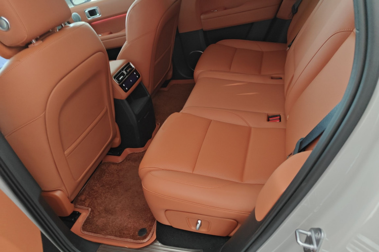 理想汽车 理想L6 2024款 Pro中控内饰7004