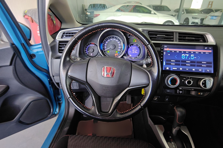 本田 飞度 2018款 1.5L CVT潮跑+版局部细节13