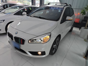 宝马2系旅行车 2016款 218i 运动设计套装