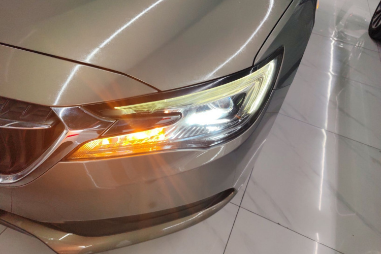 别克GL6 2019款 18T 6座精英型 国VI局部细节36