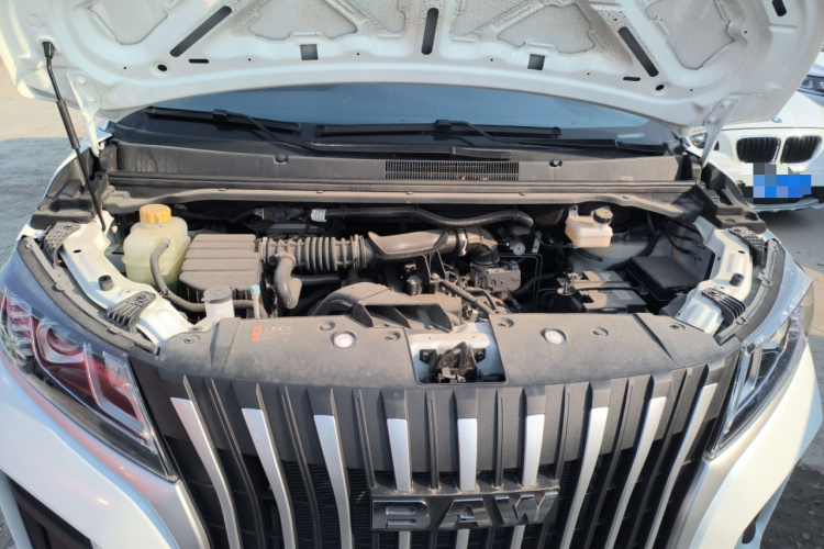 BAW北汽制造 锐胜王牌M7 2025款 1.6L 手动标轴舒适型 5座机舱底盘24