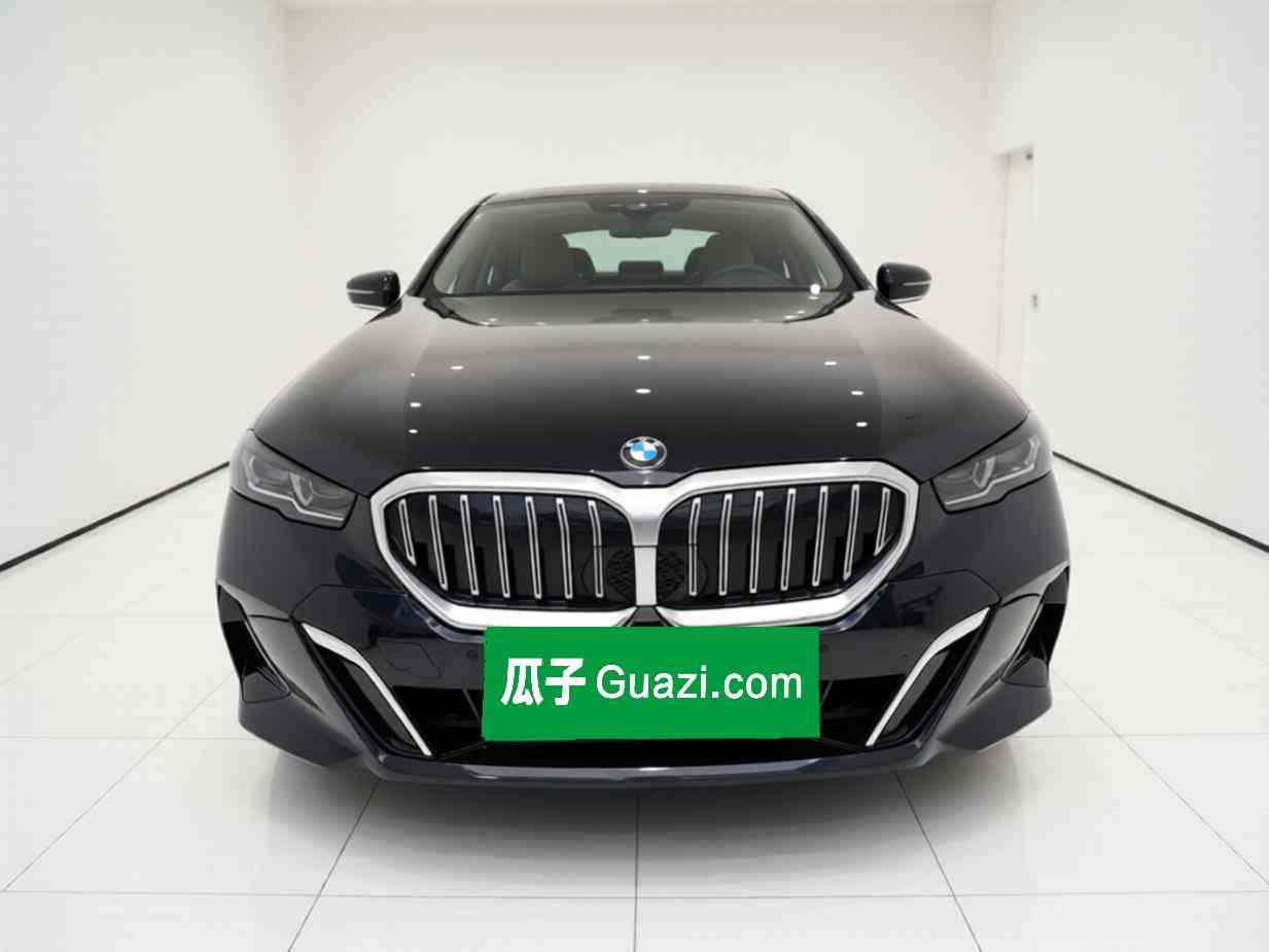 宝马5系 2025款 525Li M运动套装(1)