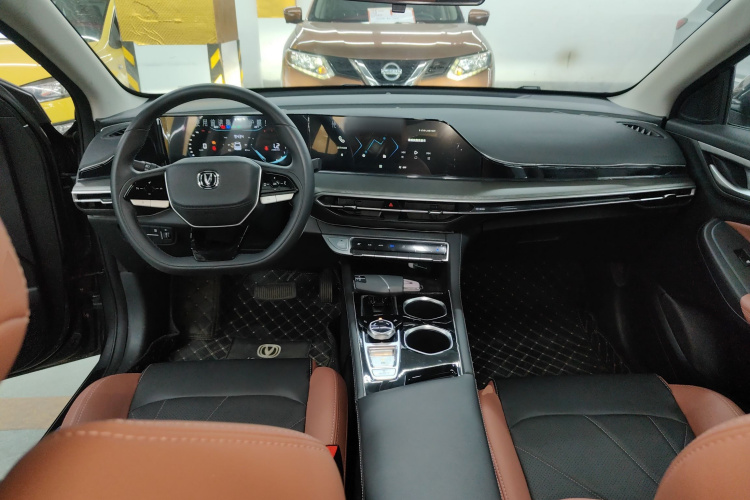 长安 逸动 2024款 PLUS 蓝鲸NE 1.4T GDI DCT高能版中控内饰12