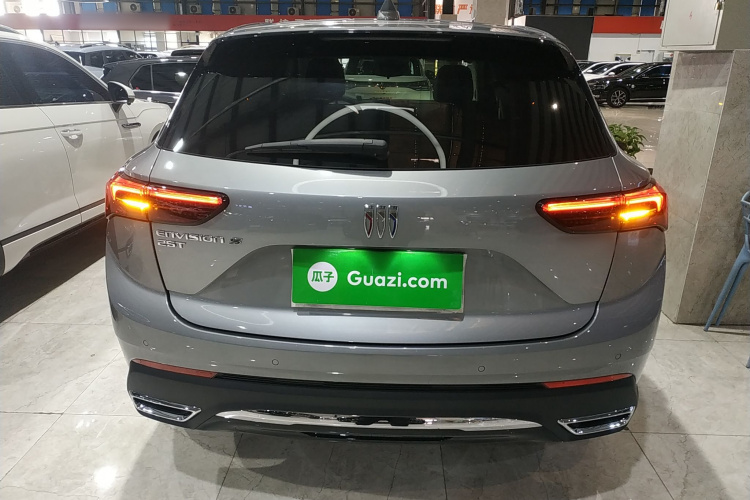 别克 昂科威 2025款 25T 进享白金版车身外观6