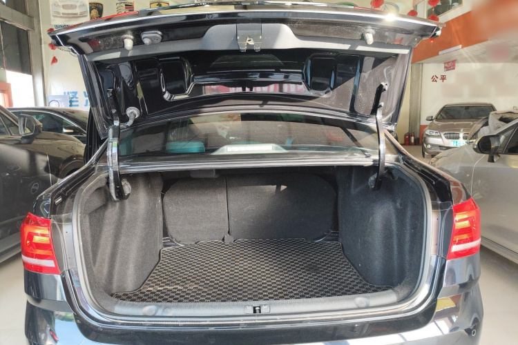 大众 朗逸 2015款 1.6L 自动舒适版局部细节23