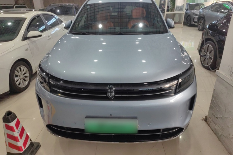 鸿蒙智行 问界M7 2024款 1.5T 智驾四驱Pro版 5座车身外观2