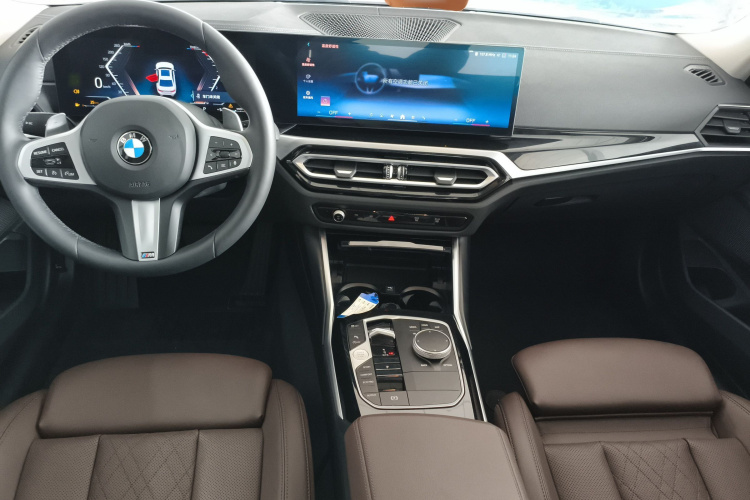宝马3系 2024款 320Li M运动套装中控内饰12