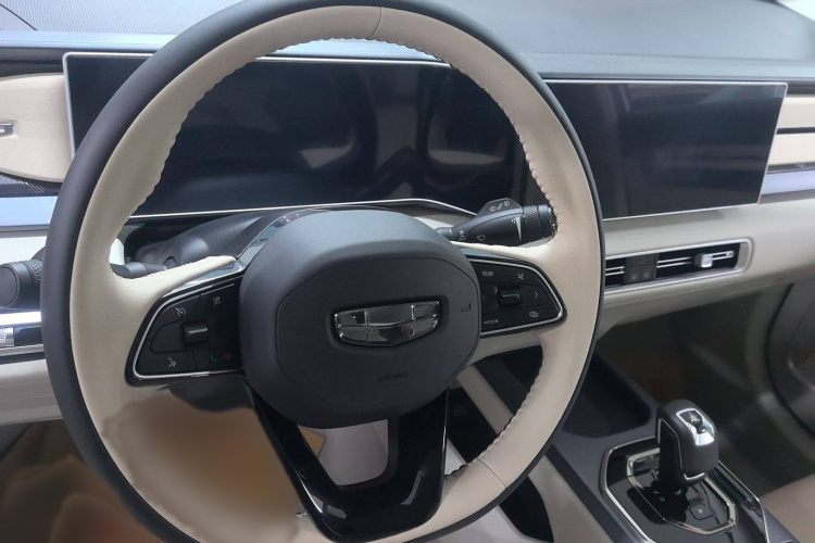 吉利汽车 吉利icon 2023款 1.5TD 巧克力醇巧版局部细节13