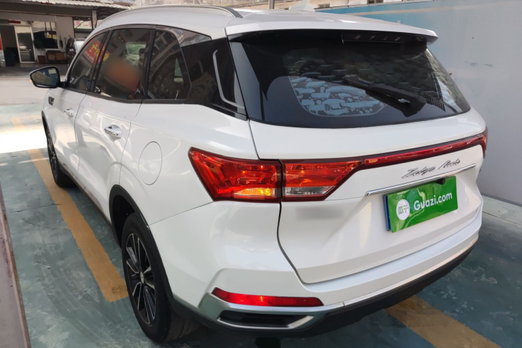 众泰T500 2018款 1.5T 自动豪华型车身外观4