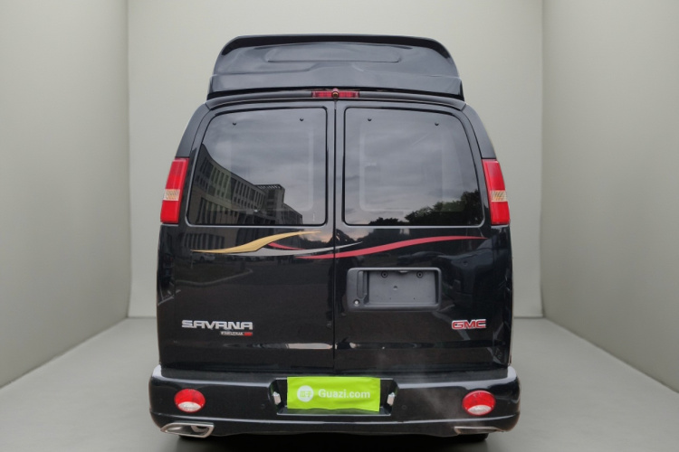 GMC SAVANA 2014款 5.3L 四驱领袖版车身外观6