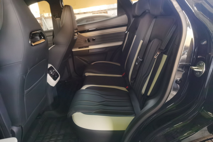 捷途山海L6 2024款 1.5TD DHT MAX中控内饰21