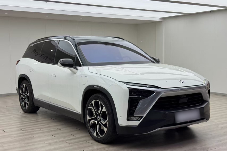 蔚来ES8 2020款 580KM 签名版 六座版车身外观3