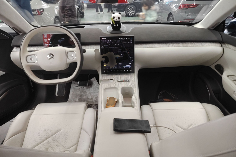 蔚来ET7 2022款 100kWh 首发版中控内饰12
