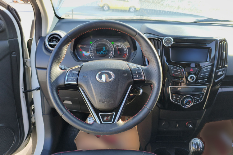 长城M4 2014款 1.5L 手动舒适型局部细节13