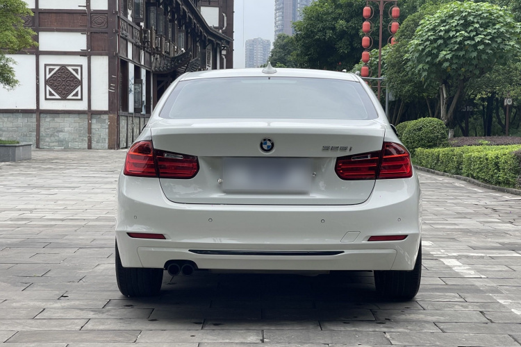 宝马3系(进口) 2013款 改款 328i运动设计套装车身外观6004