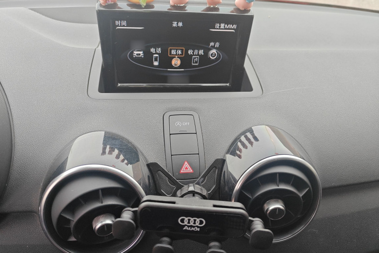 奥迪A1 2016款 30 TFSI Sportback Design风尚版局部细节16