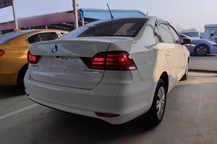 大众 桑塔纳 2019款 1.5L 手动风尚版 国VI车身外观7