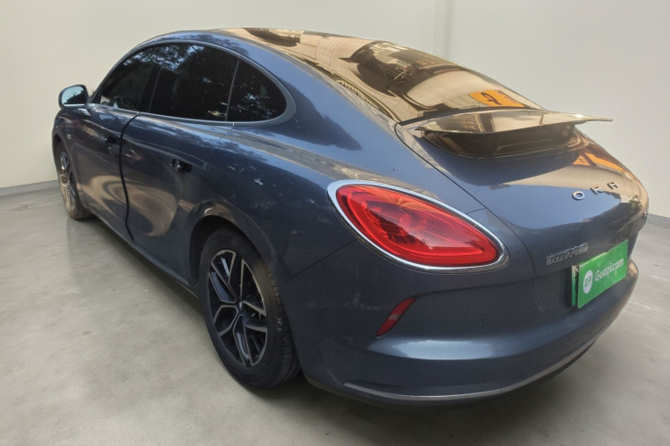 欧拉闪电猫 2022款 555km 尊贵版车身外观5