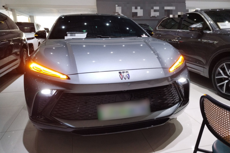 别克E4 2023款 GS版车身外观2