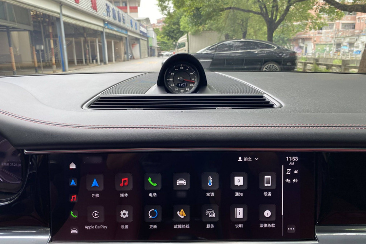 保时捷 2023款 Panamera 行政加长铂金版 2.9T局部细节9002