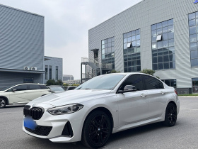 宝马1系 2021款 125i M运动曜夜版