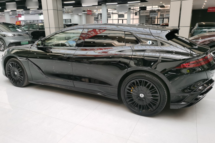 腾势Z9GT 2024款 1100四驱Ultra版车身外观6003