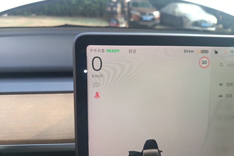 特斯拉 Model 3 2021款 标准续航后驱升级版局部细节14