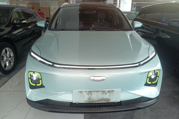 吉利几何E萤火虫 2022款 401KM 霹雳虎 4座车身外观2