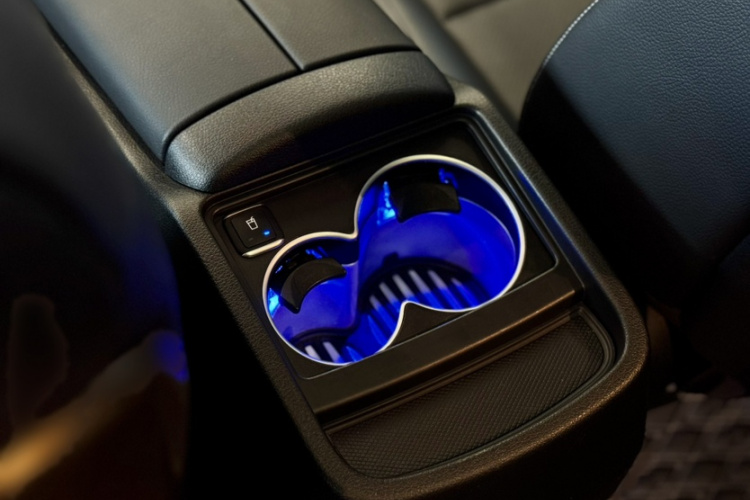 奔驰V级 2020款 V 260 L 长轴距豪华版中控内饰7006