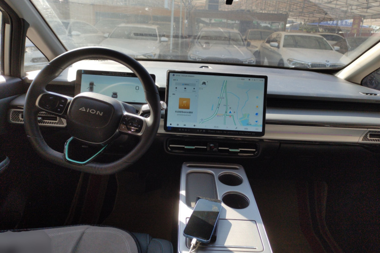 埃安 AION Y 2023款 Plus 610 智领版 三元锂中控内饰12
