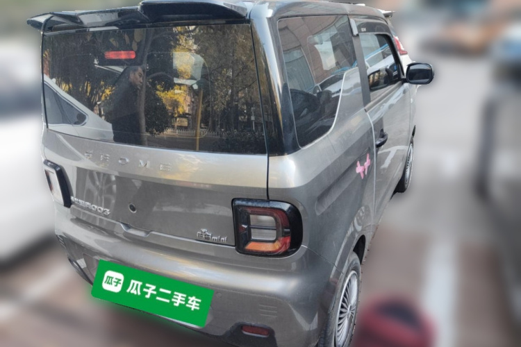 吉利银河 2023款 熊猫mini 200km 耐力熊车身外观7