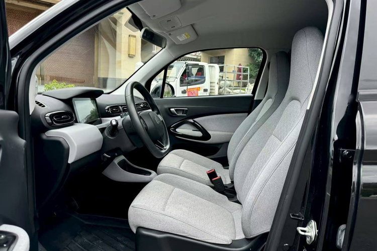 零跑汽车 零跑T03 2022款 皓玉版局部细节19