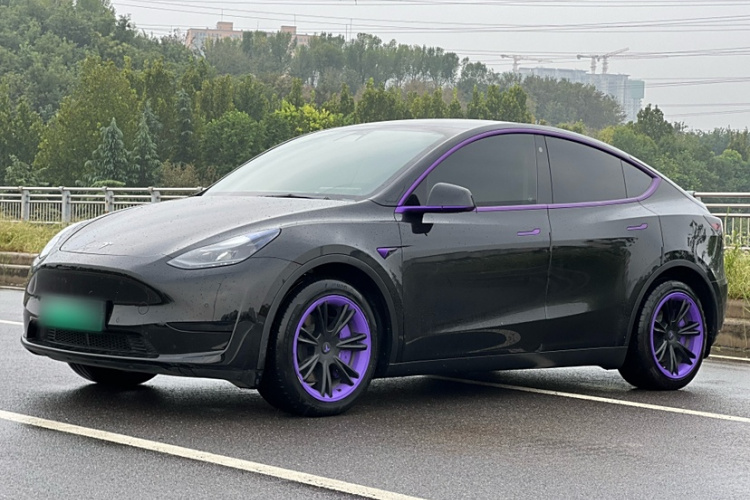 特斯拉 Model Y 2022款 后轮驱动版车身外观1