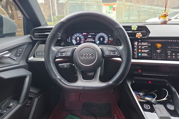奥迪A3 2021款 Sportback 35 TFSI 进取运动型中控内饰13